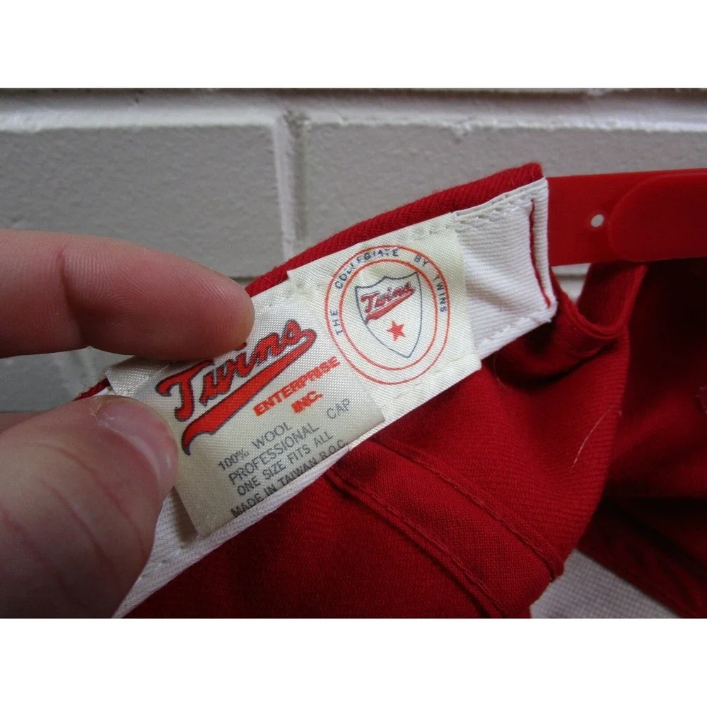 VTG Ohio State Buckeyes Red Snap Back Hat Twins Enterprise Collegiate University